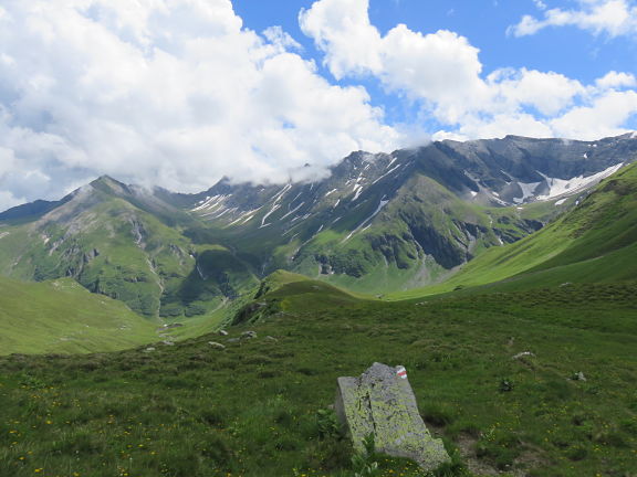 Последний взгляд на Альпы кантона Санкт-Галлен