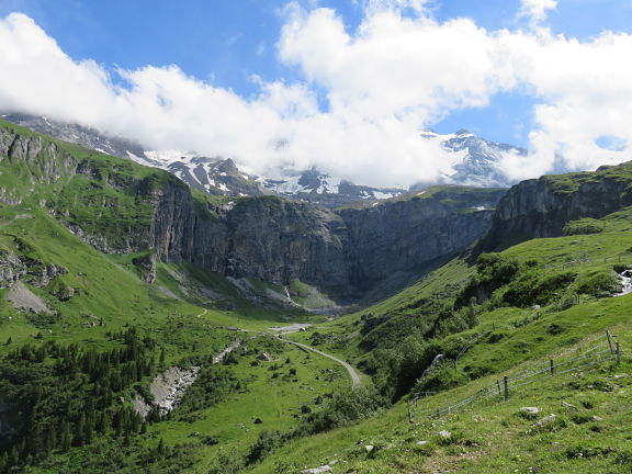 Перевал Клаузенпасс со стороны Урнердорфа