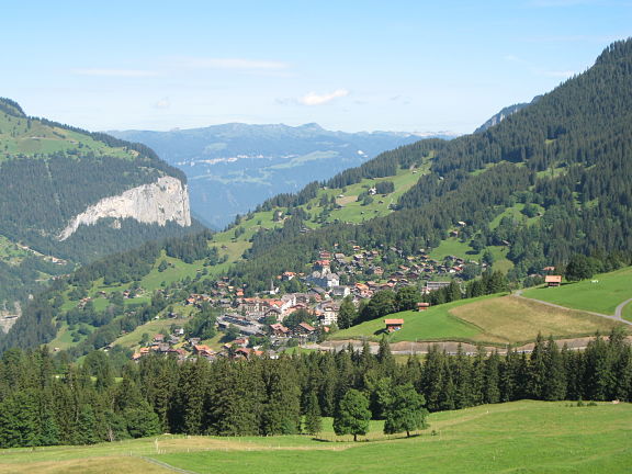 Альпийская деревушка Венген